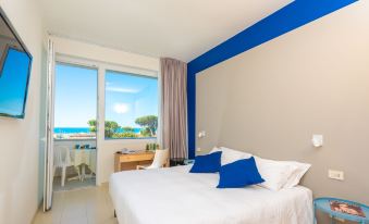 Amarina Hotel
