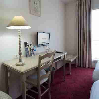 Brit Hotel Confort du Perche Rooms