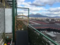 Top Floor Rentrooms Napoli - pemandangan pegunungan