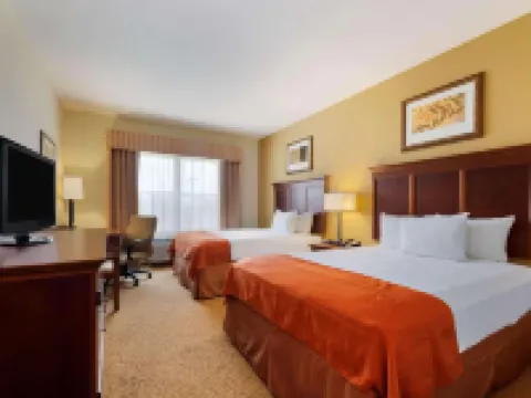 คันทรีอินน์แอนด์สวีทส์ บายเรดิสัน เท็กซาร์แคนา TX โรงแรมในเท็กซาร์คานา