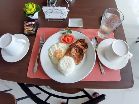 Cresebo Mansion Отели рядом с достопримечательностью «St. Joseph The Worker Cathedral»