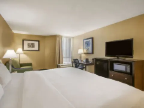 Clarion Inn Asheville Airport Hotels in Fletcher