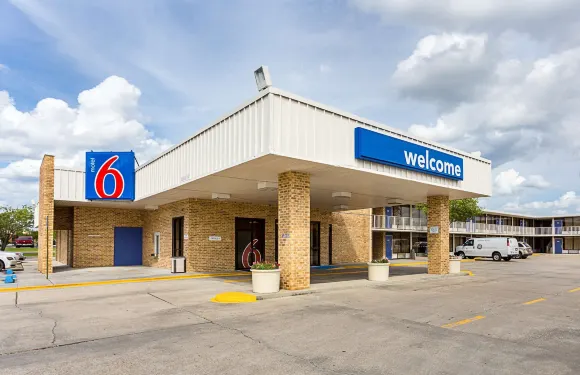 巴吞魯日東南6號汽車旅館