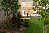 Hotel Rural Tierras del Cid Các khách sạn ở Quintanaduenas