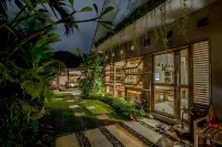Lokal Bali Hostel Hotels in 