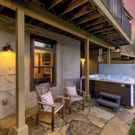 Spacious Townhome w/ Private Spa - Just Minutes from Vail and Beaver Creek!