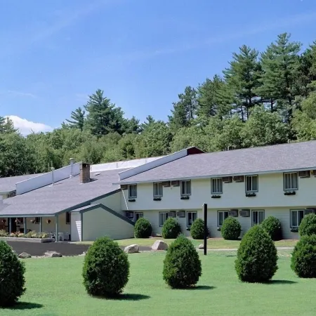 Eastern Inn & Suites (Formerly Eastern Inns)