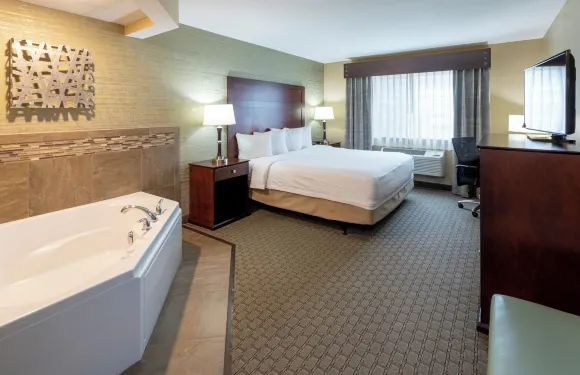 莫里斯華居套房酒店