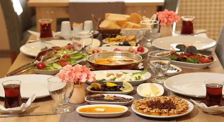 Safran GERMİA Palas Отели в г. Карабюк