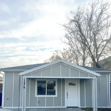Fully remodeled house for 6 guests in the heart of Midvale