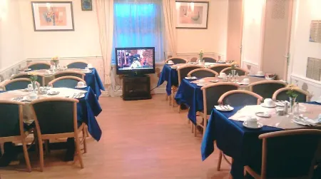 Crescent Hotel Отели рядом с достопримечательностью «Оракл»