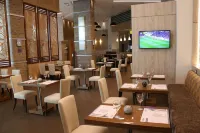 瓜亞基爾萬怡酒店 - 早餐