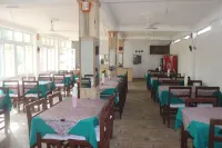 CHITWAN FOREST RESORT - Desayuno