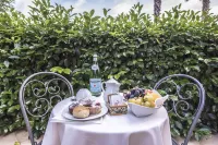 Villa Daphne - breakfast