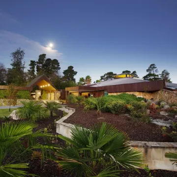 Jamala Wildlife Lodge