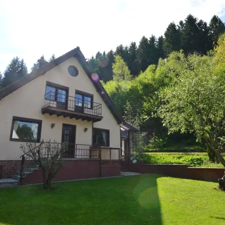Hellenthal Family Retreat Отели в г. Хелленталь