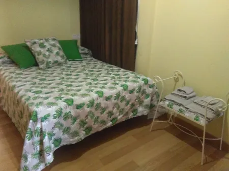 Apartamentos Turísticos la Garza Отели в г. Касерес