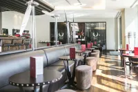 Brooklands Hotel Surrey - bar