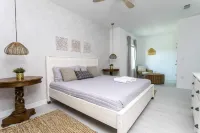 Gorgeous 8B 7BA Melbournbeach w Pool Dock Beach Hôtels à proximité de : Ocean View Fitness