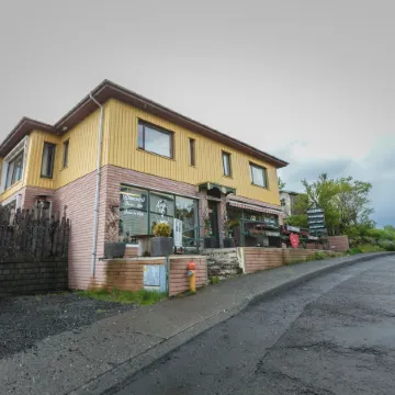 Private and Peaceful One Room Apartments