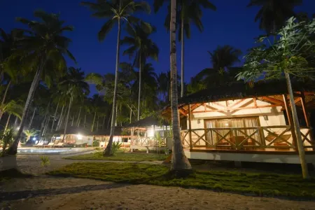 เอลนีโด มาฮอกกานีบีช