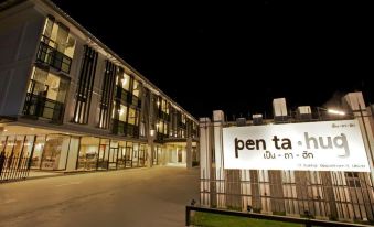 PEN Ta Hug Hotel