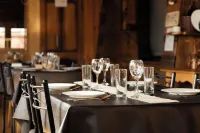 Hotel y Restaurant Doña Rode - Breakfast