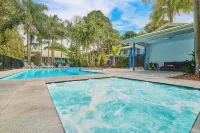 Flynns on Surf Beach Villas - Beach resorts