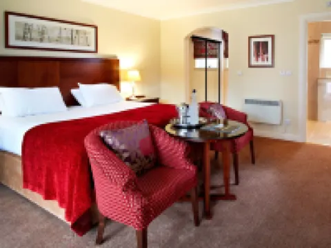 Macdonald Elmers Court Hotel and Resort