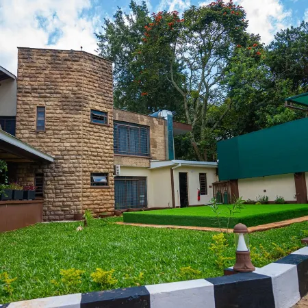 Light Villas Gigiri Отели рядом с достопримечательностью «Посольство США»