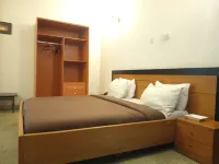 Karma Hotel Hotel di Apapa