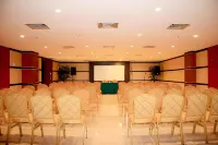 Lion Hotel & Plaza