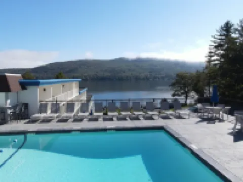 Lakefront Terrace Resort