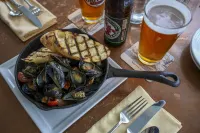 Spruce Point Inn Resort and Spa - breakfast