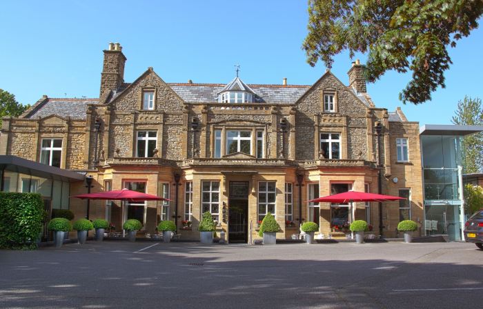 Lanes Hotel
