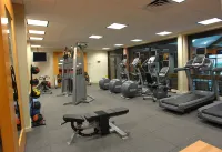 DoubleTree by Hilton Hotel Syracuse - Gym