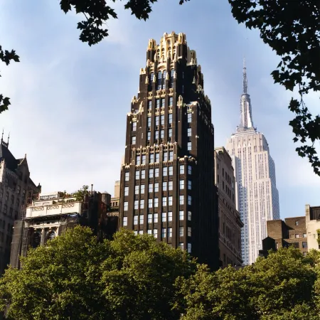Bryant Park Hotel Отели рядом с достопримечательностью «Парк Брайант»