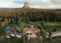 Devils Tower Lodge فنادق في Devils Tower