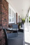 Colonial Court Motor Inn Hotels in Te Puna