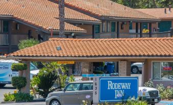 Rodeway Inn Fallbrook Downtown
