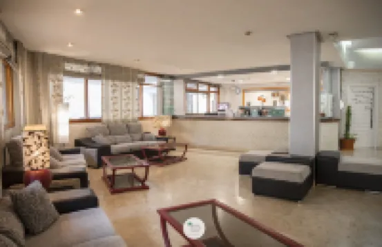 Palm Beach Club Apartamentos Carihuela