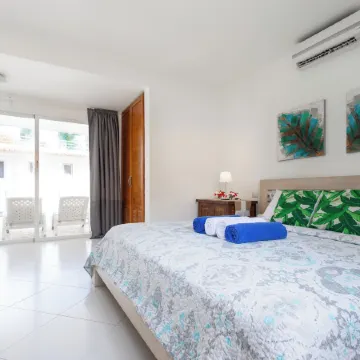 Prime Ocean View Punta Cana Apartments - 3-Bedroom Getaway with Private Terrace on Bávaro Beach