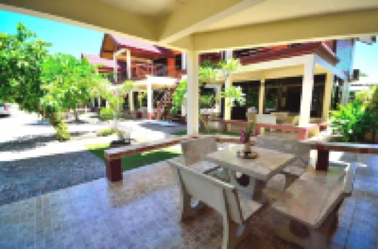 Avila Resort Pattaya Hotels near Pattaya Floating Market