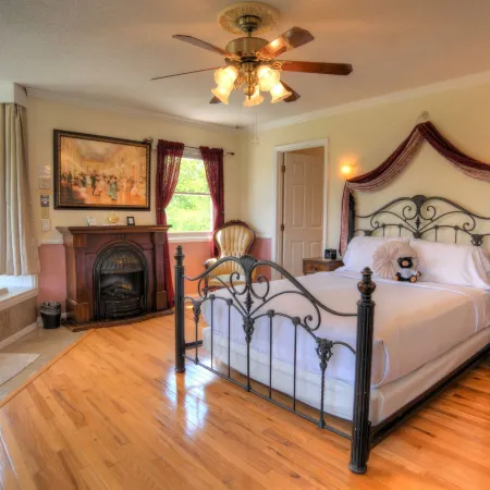 Blue Mountain Mist Country Inn
