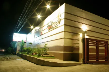 The Red Palm Suites and Restaurant Отели рядом с Аэропорт Банкаси