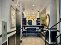 Royal Oak Inn Hotels near The Beach Village