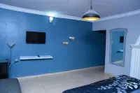 Leez Luxury Apartment Hotels in Apapa