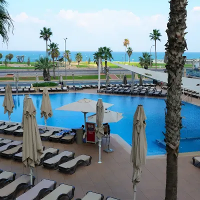 Dan Panorama Tel Aviv Hotel Hotels near Charles Clore Beach
