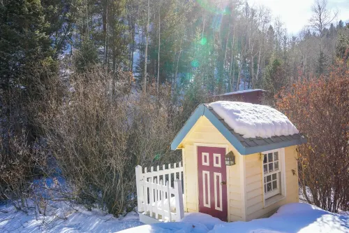 The Williamsburg Cottage at Valley Glen...your romantic mountain getaway