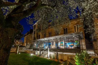 โฮเต็ล & สปา เลอ เชน แวร์ โรงแรมใกล้Denoix